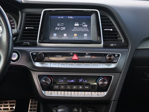 Used 2018 Hyundai Sonata Sport FWD image 8