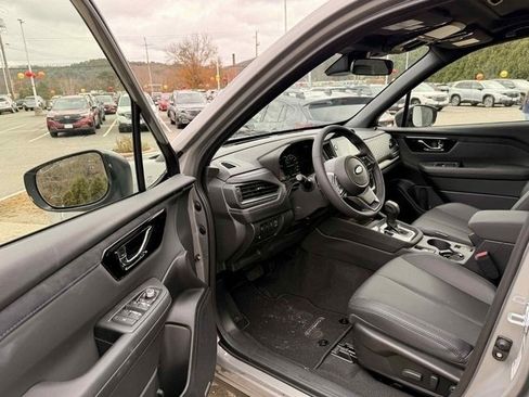 New 2025 Subaru Forester Limited image 19
