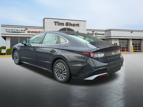 Used 2024 Hyundai Sonata Limited image 3