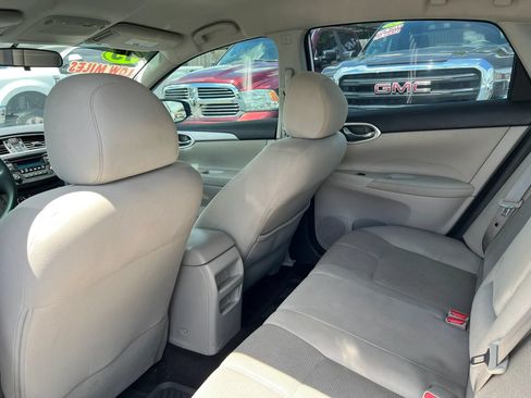 Used 2015 Nissan Sentra S FWD image 11