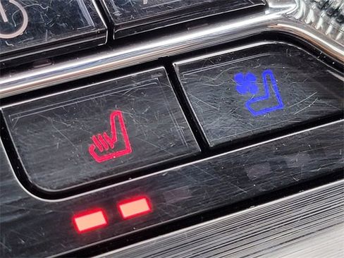 Certified 2022 Lincoln Nautilus Reserve image 7