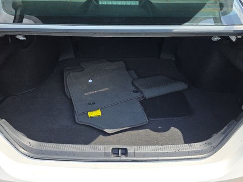 Used 2020 Toyota Camry LE w/ Carpet Mat Package FWD image 14