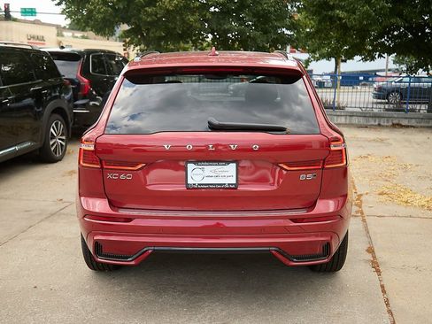 New 2025 Volvo XC60 B5 Core w/ Protection Package Premier image 7