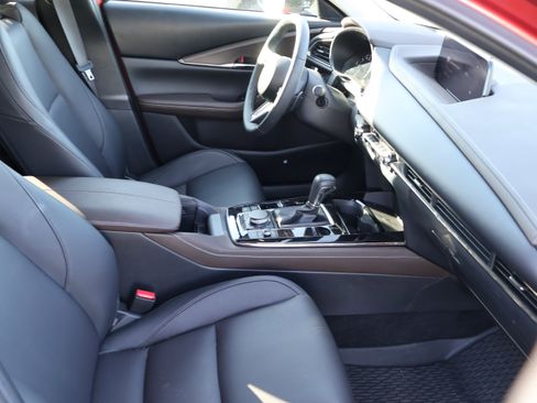 Certified 2025 MAZDA CX-30 2.5 Turbo w/ Premium Plus Pkg image 11