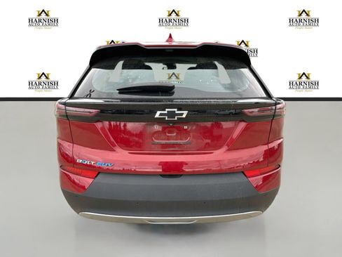 Used 2022 Chevrolet Bolt EUV LT w/ Convenience Package FWD image 4
