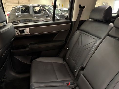 Used 2025 Hyundai Santa Fe SEL AWD/4WD image 42