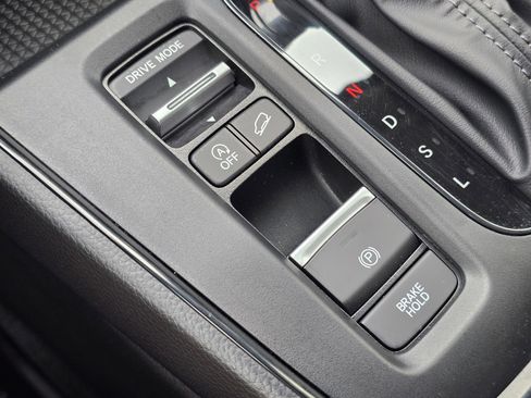 Certified 2025 Honda CR-V LX image 31