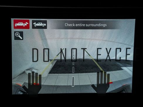 New 2026 Jeep Gladiator Mojave w/ Technology Group AWD/4WD image 39