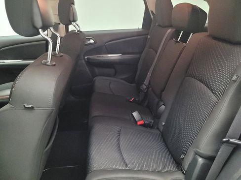 Used 2018 Dodge Journey SXT FWD image 18