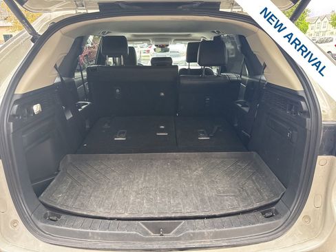 Used 2024 MAZDA CX-90 3.3 Turbo w/ Preferred Package AWD/4WD image 11