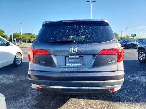 Used 2017 Honda Pilot Elite image 3