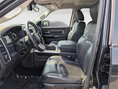 Used 2016 RAM 1500 Laramie w/ Convenience Group AWD/4WD image 14