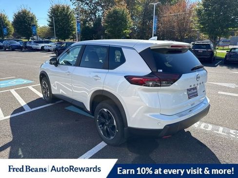 New 2026 Nissan Rogue SV w/ Cold Weather Package AWD/4WD image 6
