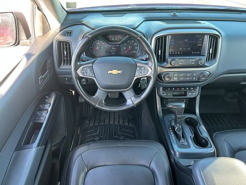 Used 2020 Chevrolet Colorado Z71 AWD/4WD image 28
