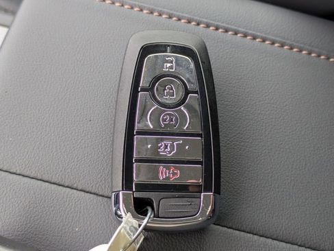 New 2026 Lincoln Nautilus Reserve image 27