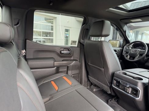 Used 2020 GMC Sierra 1500 AT4 w/ AT4 Premium Package AWD/4WD image 39
