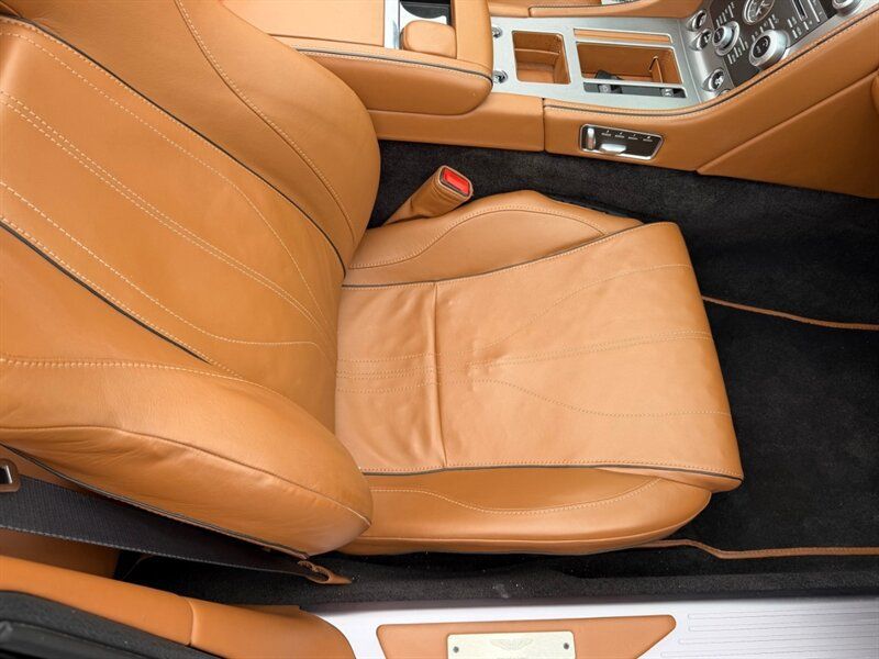 Used 2012 Aston Martin Virage Volante RWD image 19