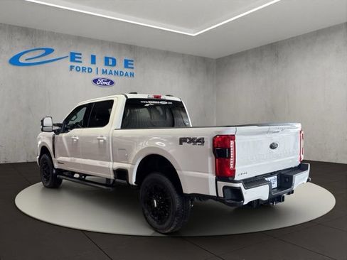 New 2026 Ford F250 Lariat w/ Black Appearance Package AWD/4WD image 10