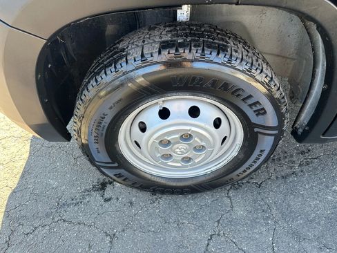 Used 2023 RAM ProMaster 2500 image 9