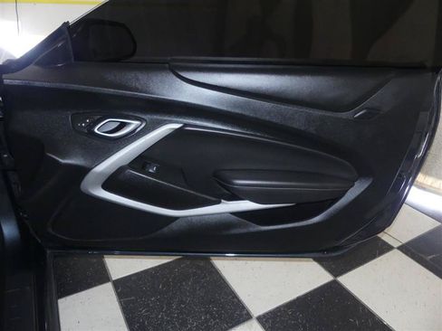 Used 2019 Chevrolet Camaro LT RWD image 23