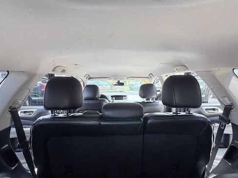 Used 2019 Nissan Pathfinder SL w/ Cargo Package AWD/4WD image 19
