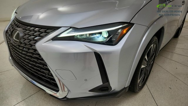 Used 2025 Lexus UX 300h FWD w/ Accessory Package (Z1) image 23