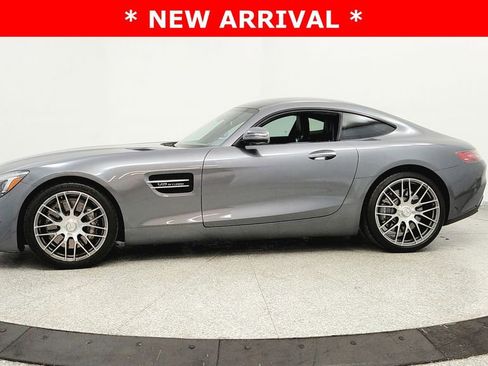 Used 2018 Mercedes-Benz AMG GT Coupe image 2