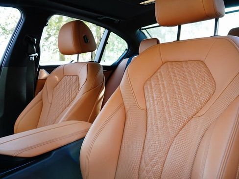 Used 2022 BMW 530i xDrive 530i xDrive w/ M Sport Package image 14