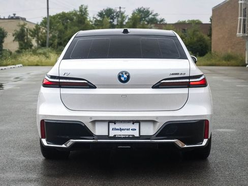 Used 2025 BMW i7 xDrive60 AWD/4WD image 5