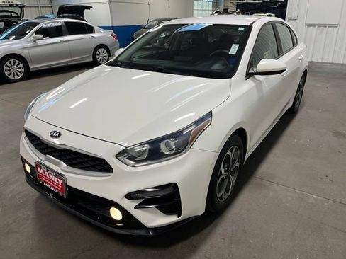 Used 2021 Kia Forte LXS FWD image 7