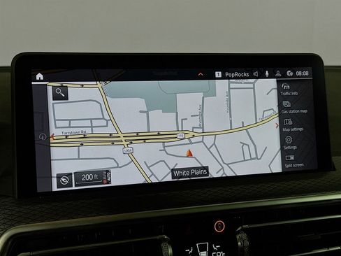 Used 2025 BMW X4 xDrive30i w/ Premium Package image 13