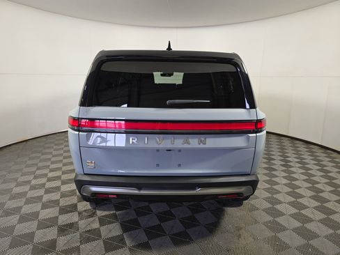 Used 2024 Rivian R1S Adventure AWD/4WD image 4