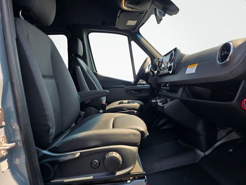 New 2026 Mercedes-Benz Sprinter 2500 image 25
