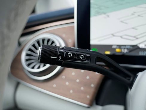 Used 2023 Mercedes-Benz EQE 500 4MATIC SUV image 50