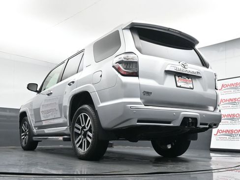 Used 2022 Toyota 4Runner Limited image 40