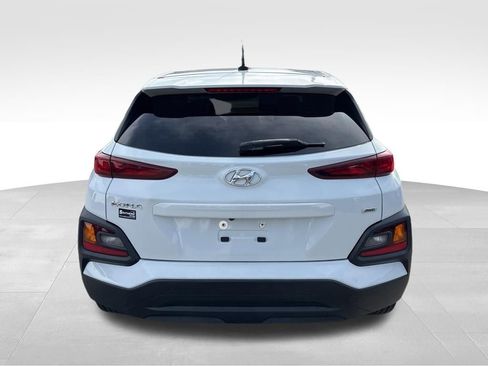 Used 2021 Hyundai Kona SE AWD/4WD image 4