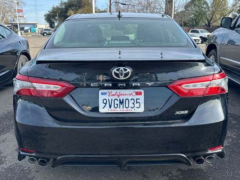 Used 2019 Toyota Camry XSE image 5