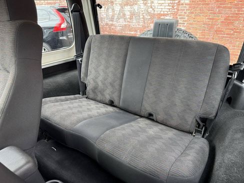 Used 2003 Jeep Wrangler Rubicon AWD/4WD image 7