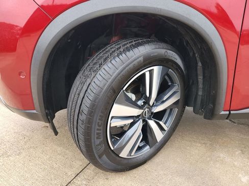 Certified 2023 Nissan Rogue SL w/ SL Premium Package image 33