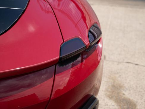 Certified 2022 Ferrari Roma RWD image 25