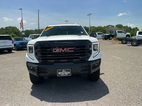 Used 2024 GMC Sierra 1500 AT4X AWD/4WD image 2