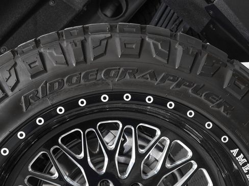 Used 2025 GMC Sierra 2500 Denali w/ Denali Reserve Package image 37