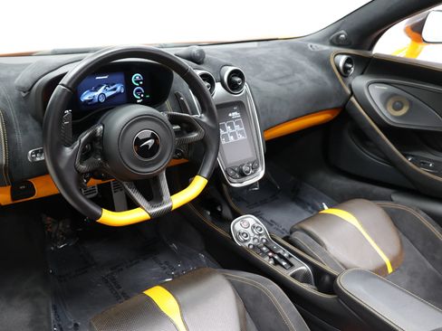 Used 2019 McLaren 570S Spider RWD image 21