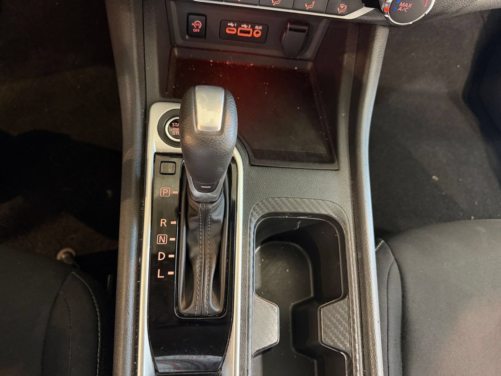 Used 2025 Nissan Sentra SV FWD image 39