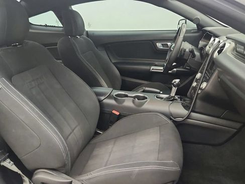 Used 2018 Ford Mustang GT RWD image 21