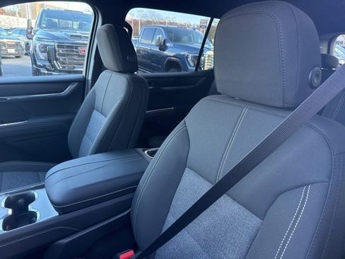 New 2026 GMC Acadia Elevation image 14