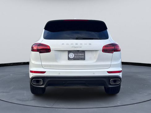 Used 2016 Porsche Cayenne image 6