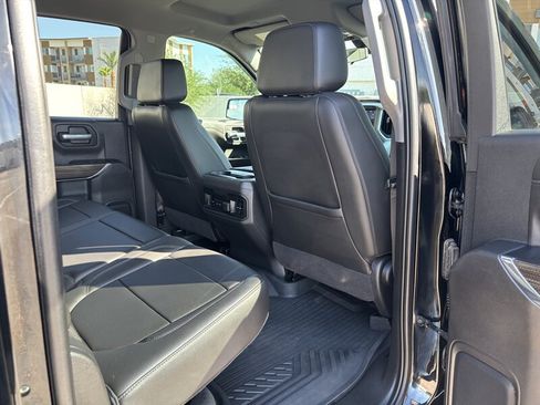 Used 2020 Chevrolet Silverado 1500 LT Trail Boss AWD/4WD image 45