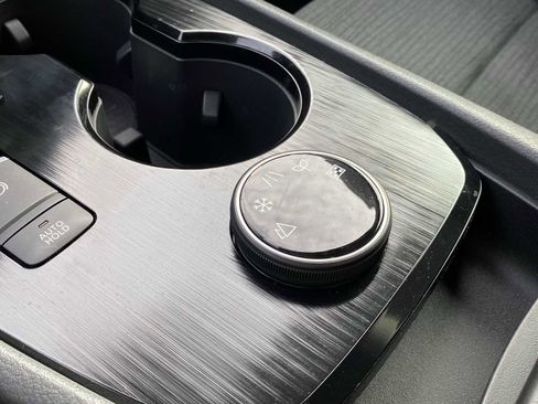 Used 2021 Nissan Rogue SV image 27