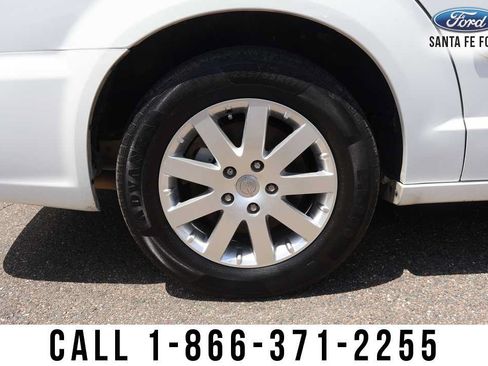 Used 2016 Chrysler Town & Country Touring FWD image 6